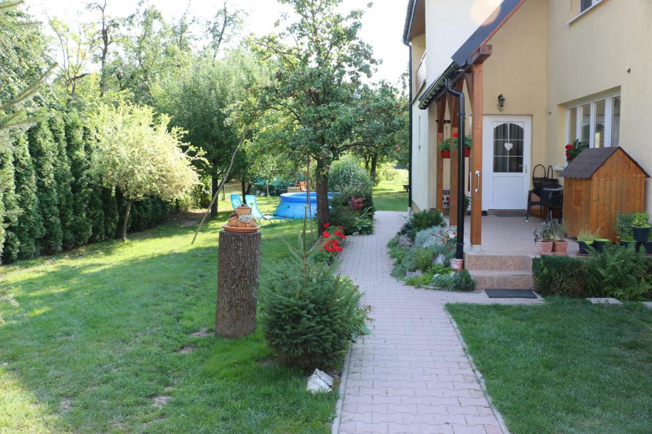 Privat Cerenica Apartment Belusa Exterior photo